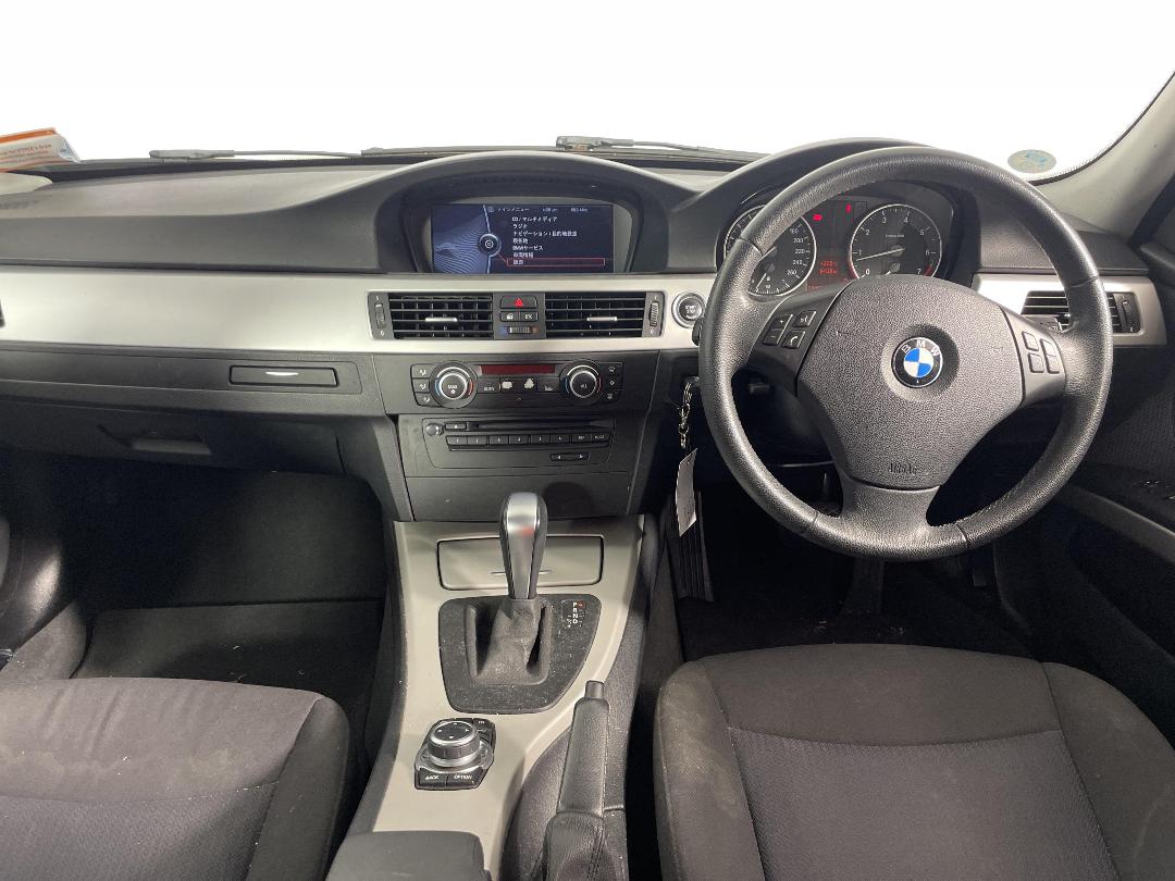 Photo '18' of BMW 320I Photo '18' of BMW 320I