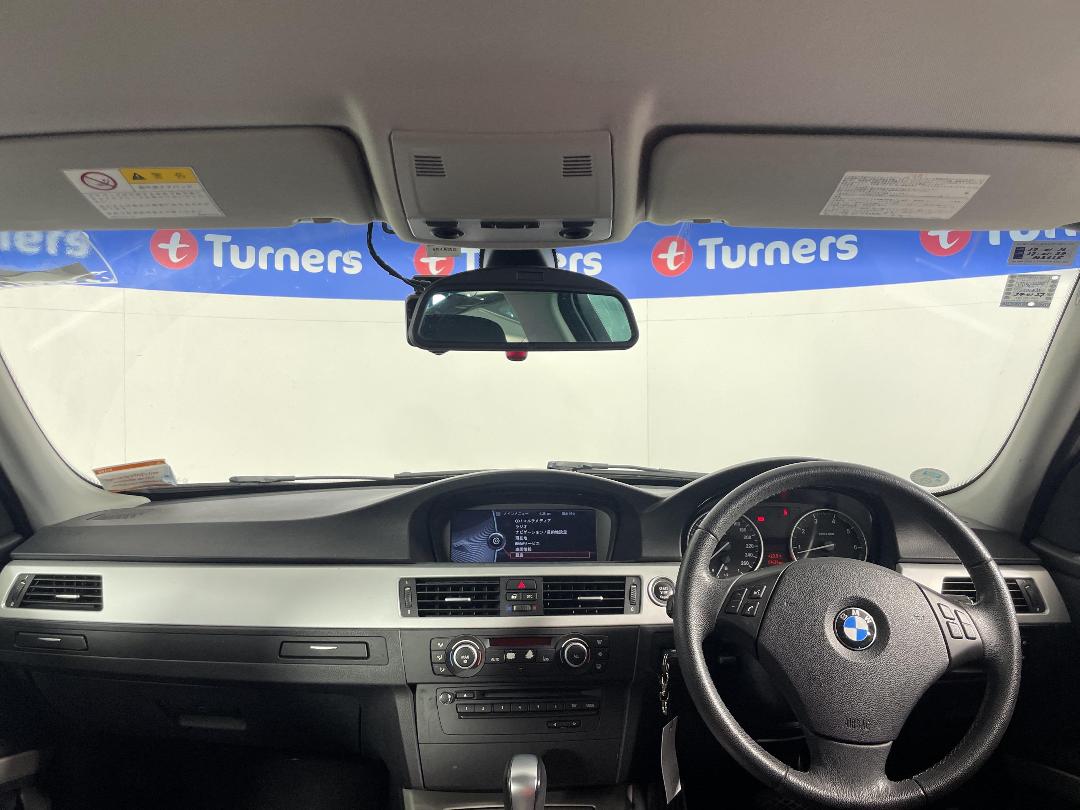 Photo '17' of BMW 320I Photo '17' of BMW 320I