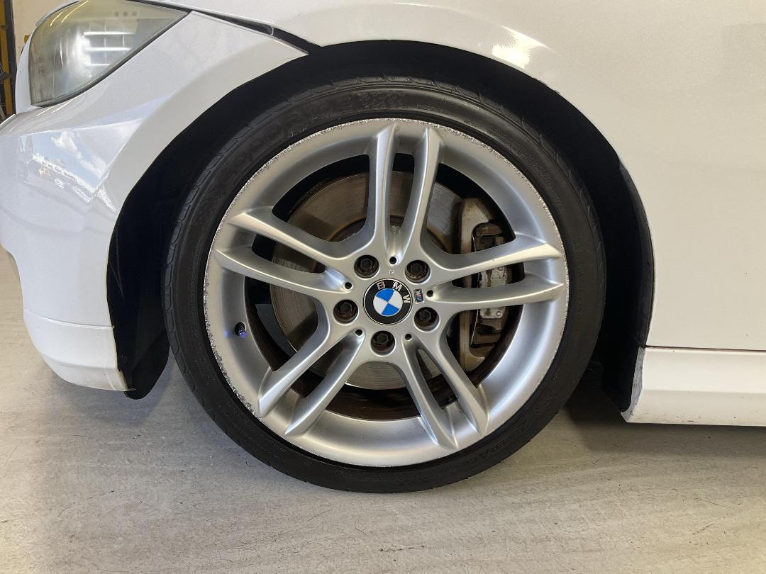 Photo '10' of BMW 335I Photo '10' of BMW 335I