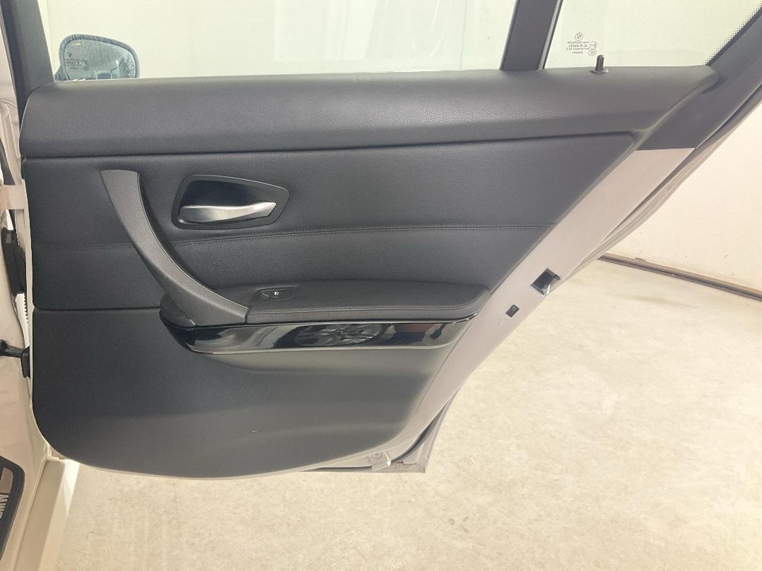 Photo '19' of BMW 335I Photo '19' of BMW 335I