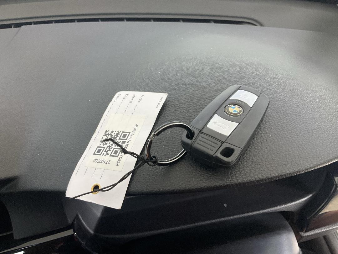 Photo '22' of BMW 335I Photo '22' of BMW 335I