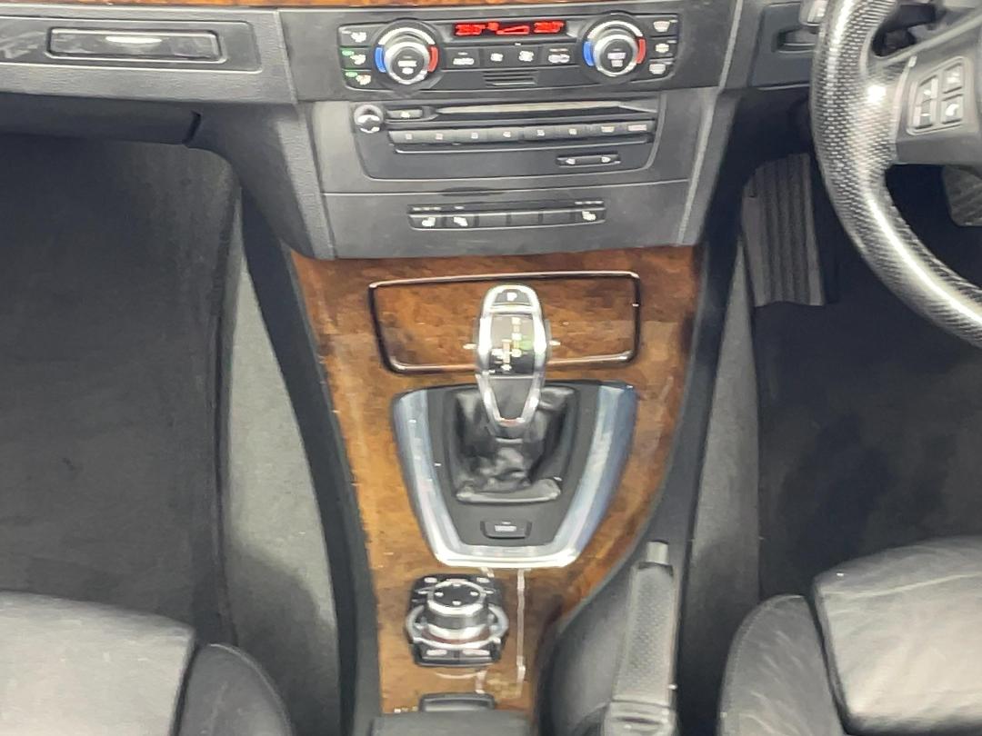 Photo '18' of BMW 335I