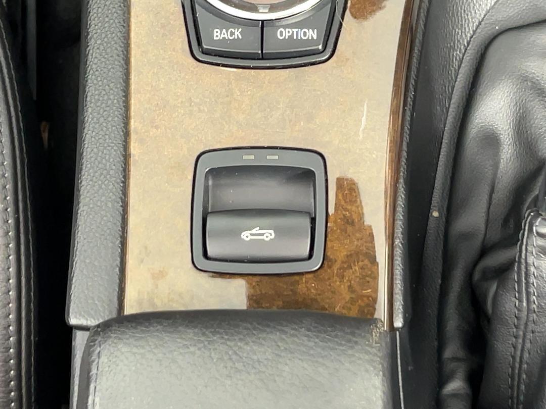 Photo '32' of BMW 335I