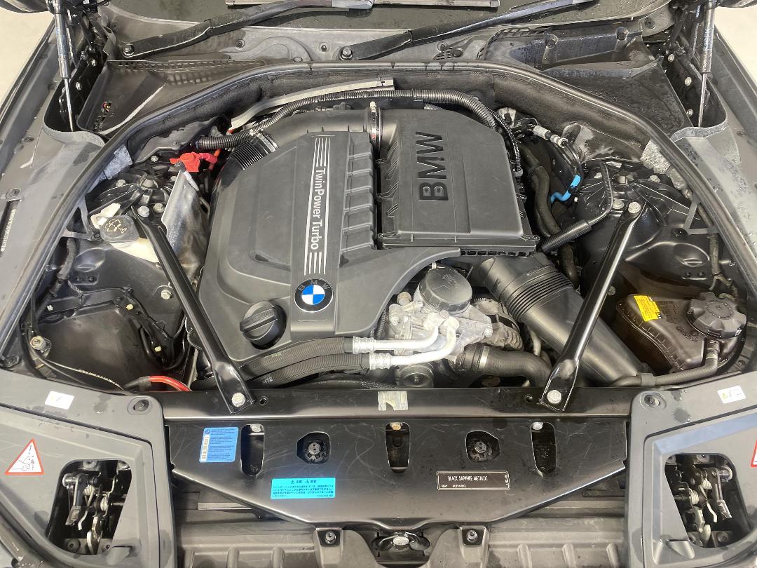 Photo '13' of BMW 5 Series