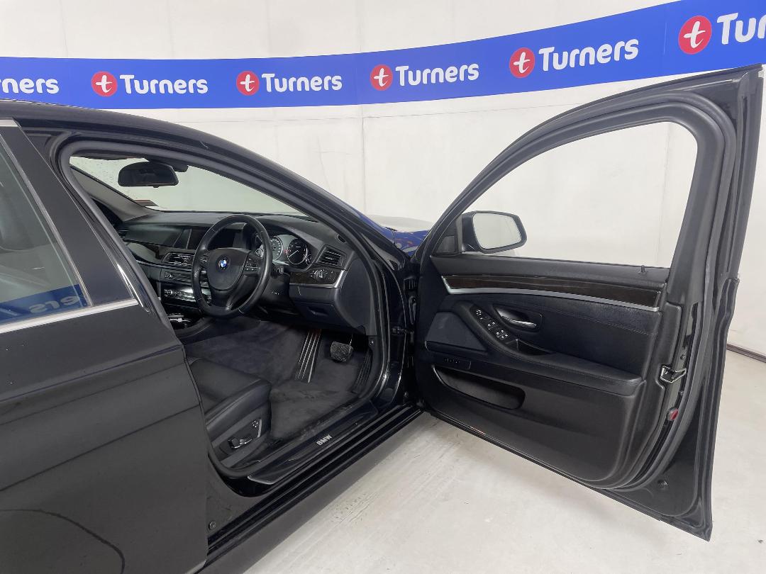 Photo '15' of BMW 5 Series