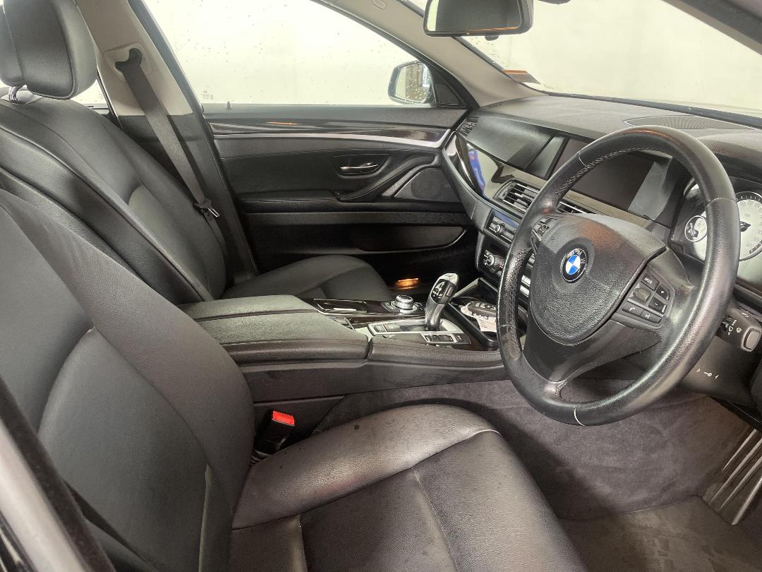 Photo '16' of BMW 5 Series