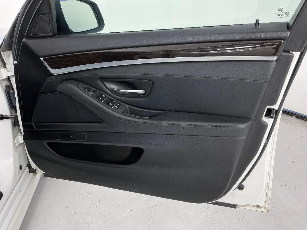 Photo '15' of BMW 5 Series