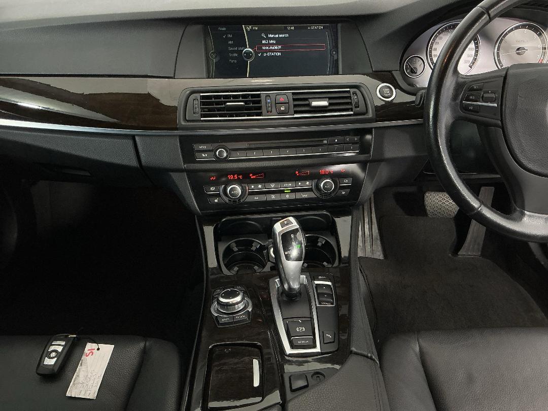 Photo '18' of BMW 5 Series