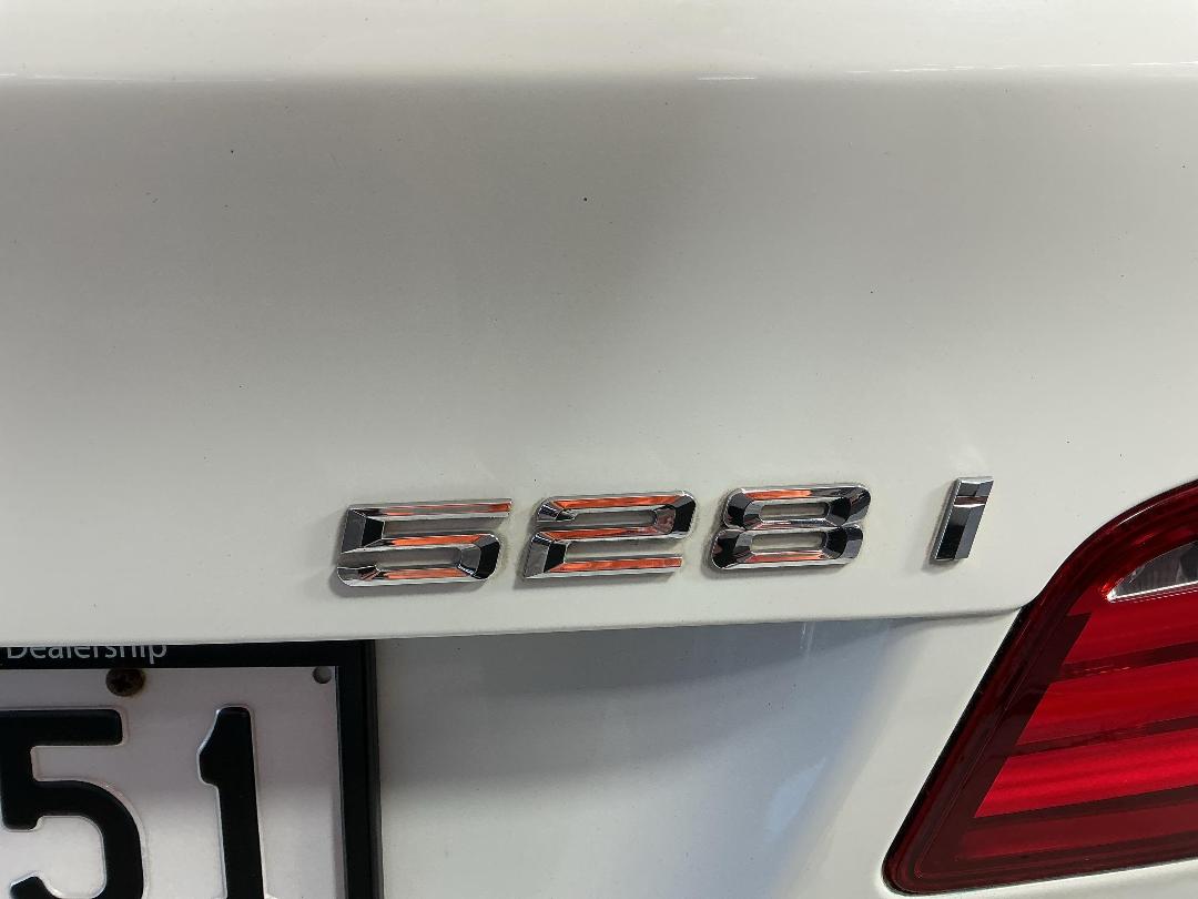 Photo '29' of BMW 5 Series