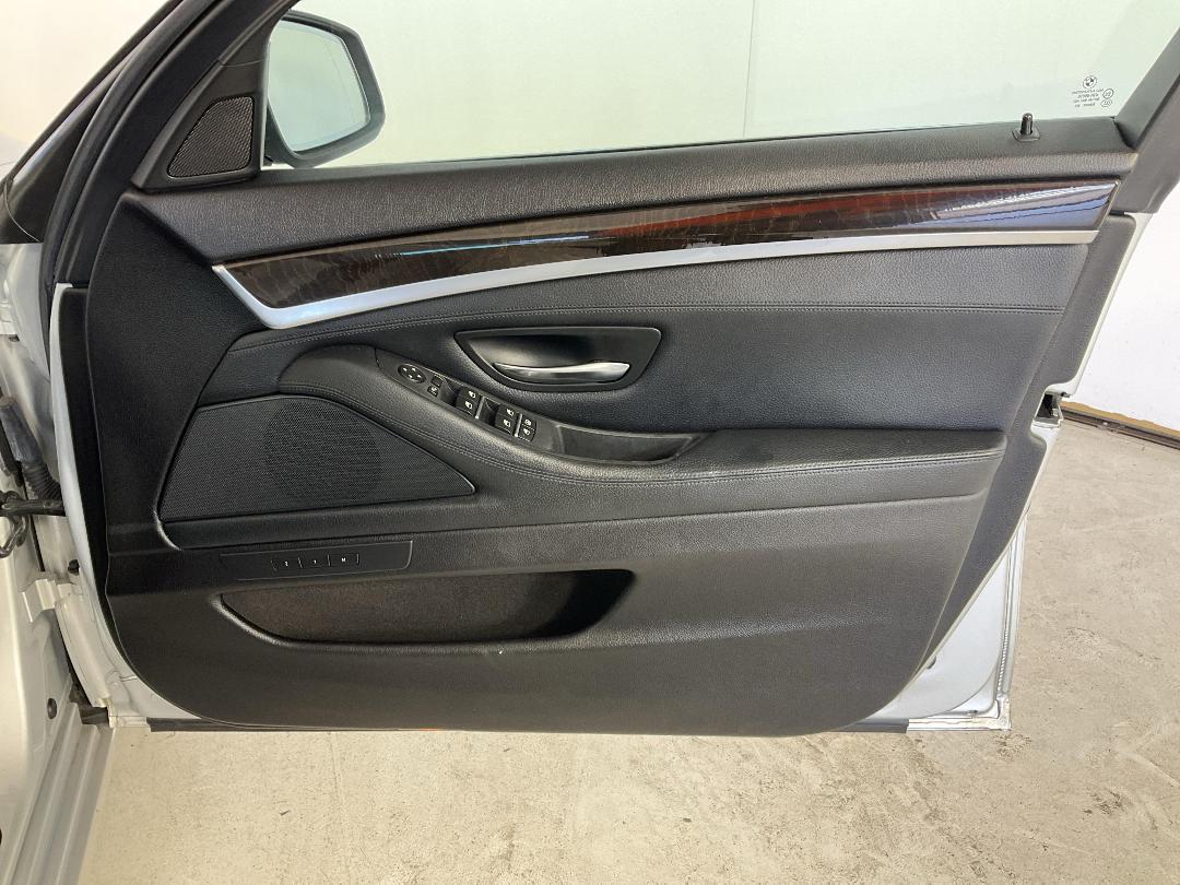 Photo '15' of BMW 528I Photo '15' of BMW 528I