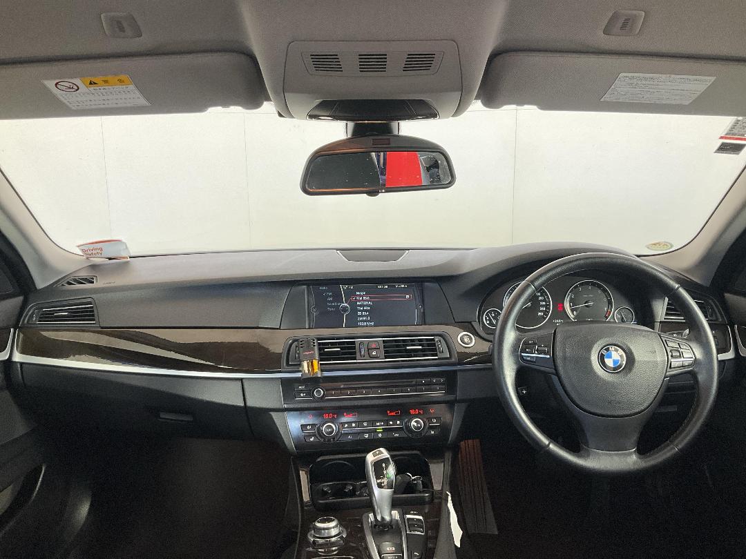 Photo '17' of BMW 528I Photo '17' of BMW 528I