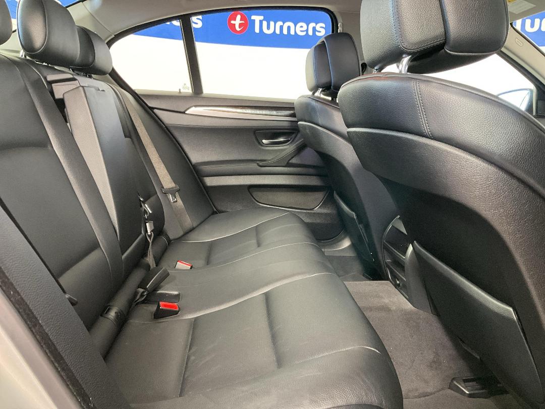 Photo '20' of BMW 528I Photo '20' of BMW 528I