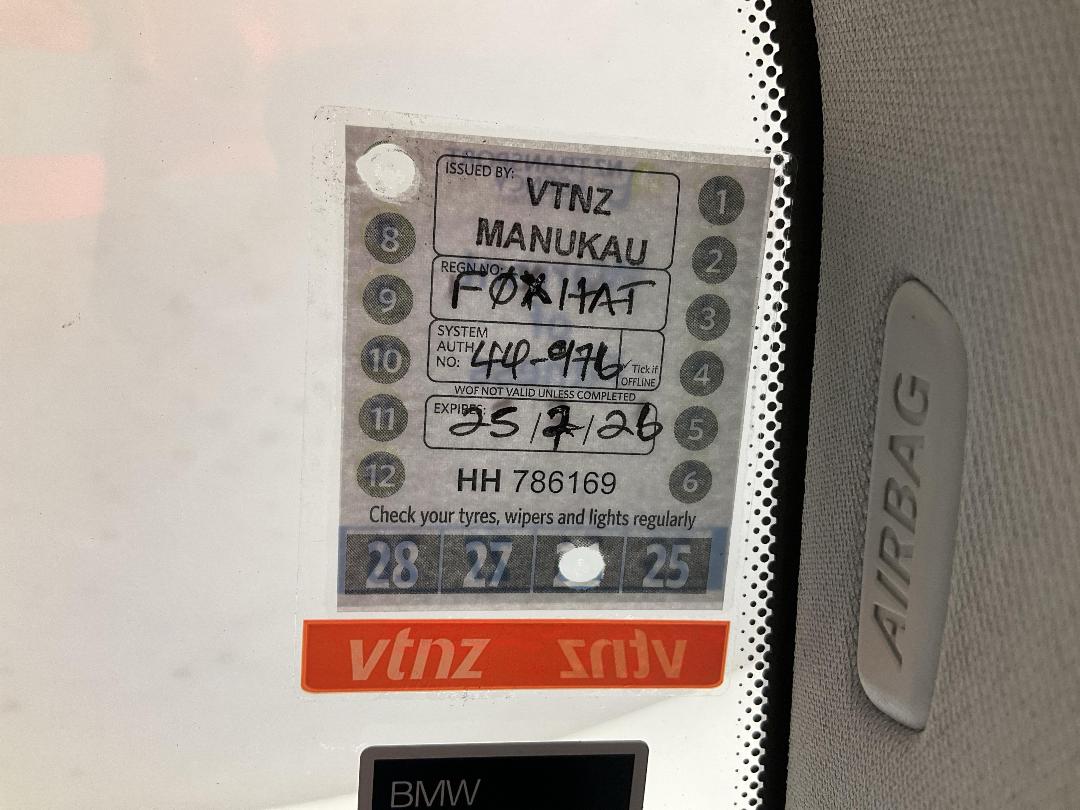 Photo '23' of BMW 528I Photo '23' of BMW 528I