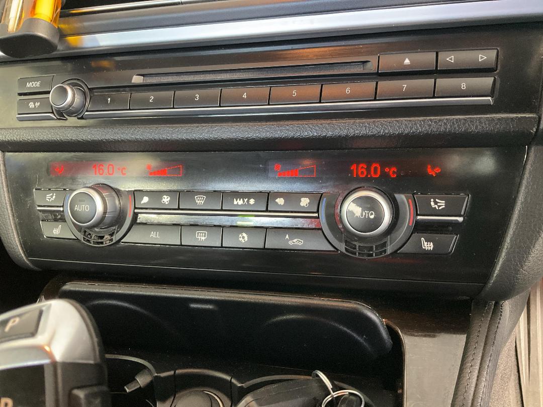 Photo '28' of BMW 528I Photo '28' of BMW 528I