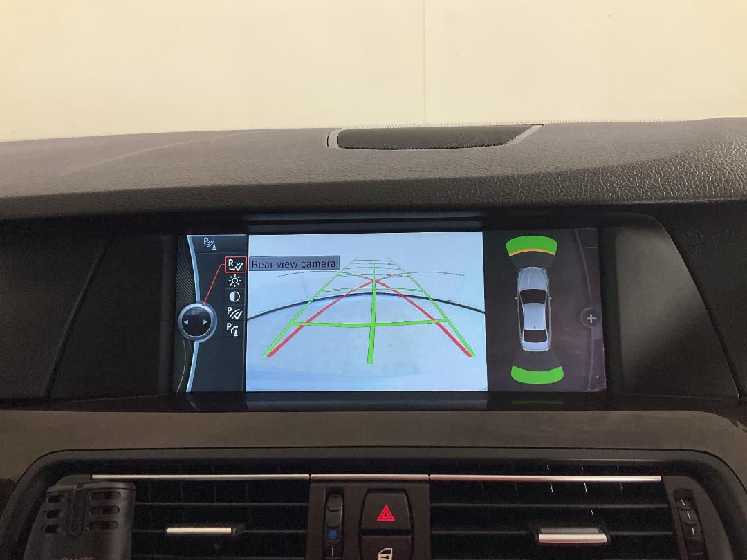 Photo '31' of BMW 528I Photo '31' of BMW 528I