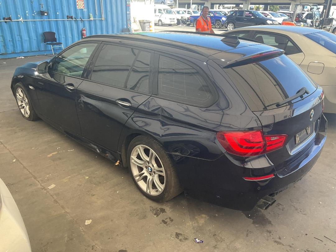 Photo '11' of BMW 528I Photo '11' of BMW 528I