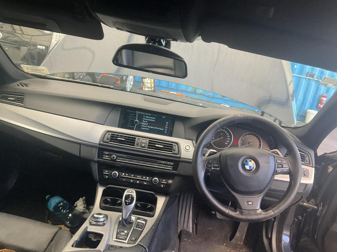 Photo '24' of BMW 528I Photo '24' of BMW 528I