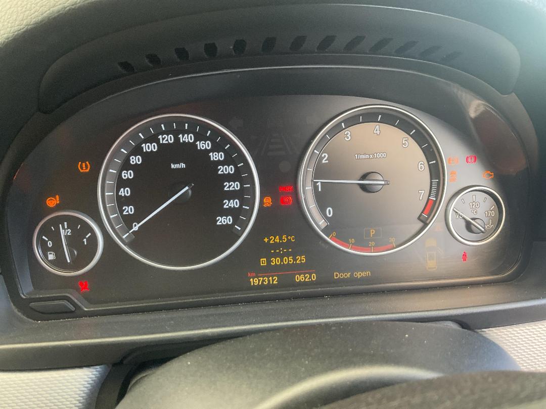 Photo '20' of BMW 528I Photo '20' of BMW 528I