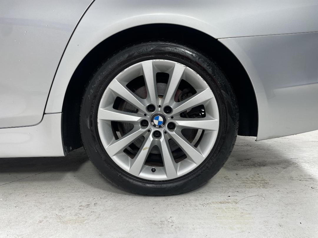 Photo '11' of BMW 528I