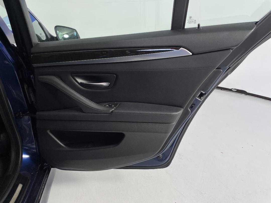 Photo '19' of BMW 528I