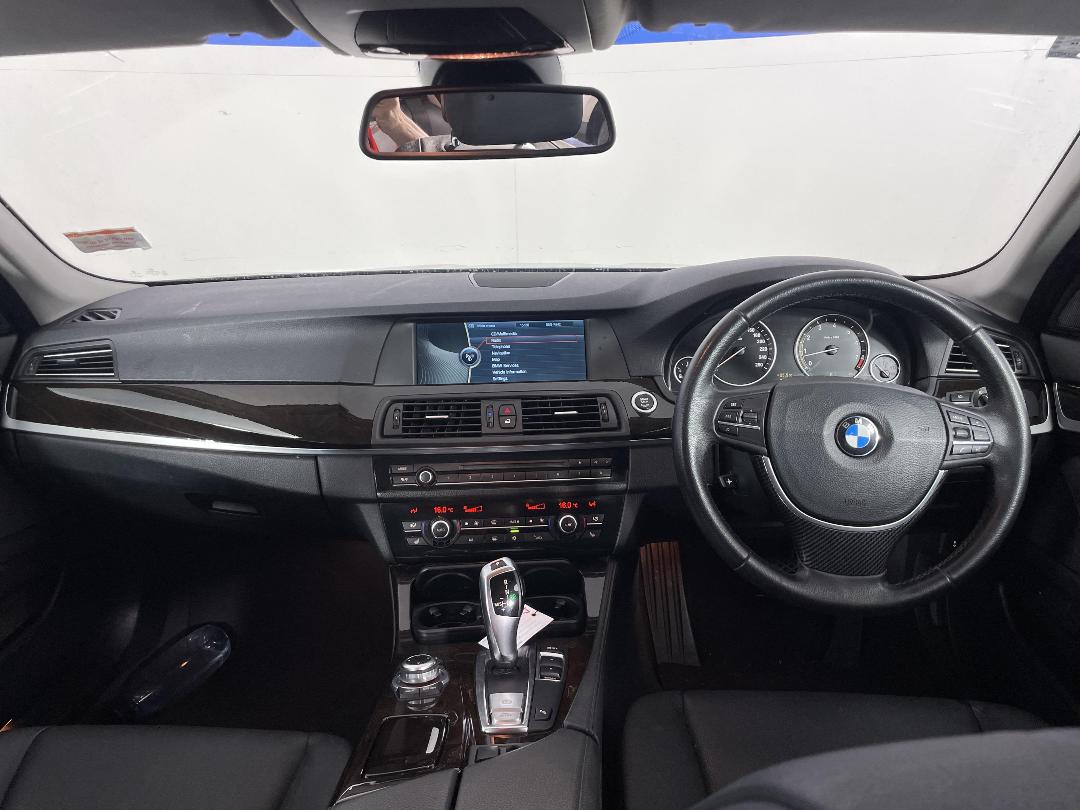 Photo '17' of BMW 528I