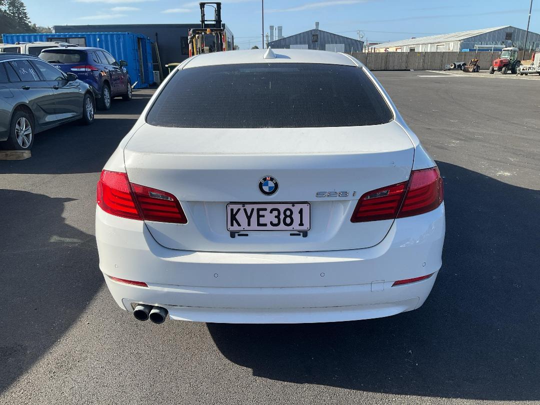 Photo '4' of BMW 528I