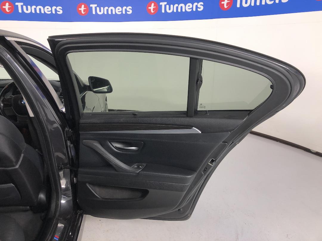 Photo '19' of BMW 535I