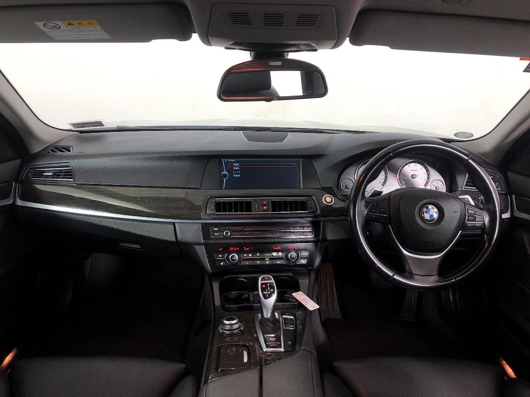 Photo '17' of BMW 535I