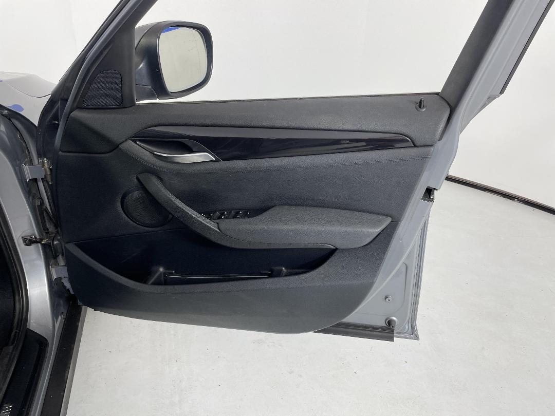 Photo '15' of BMW X1 Photo '15' of BMW X1