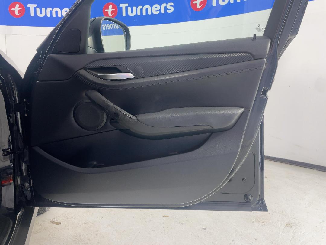 Photo '15' of BMW X1 Photo '15' of BMW X1