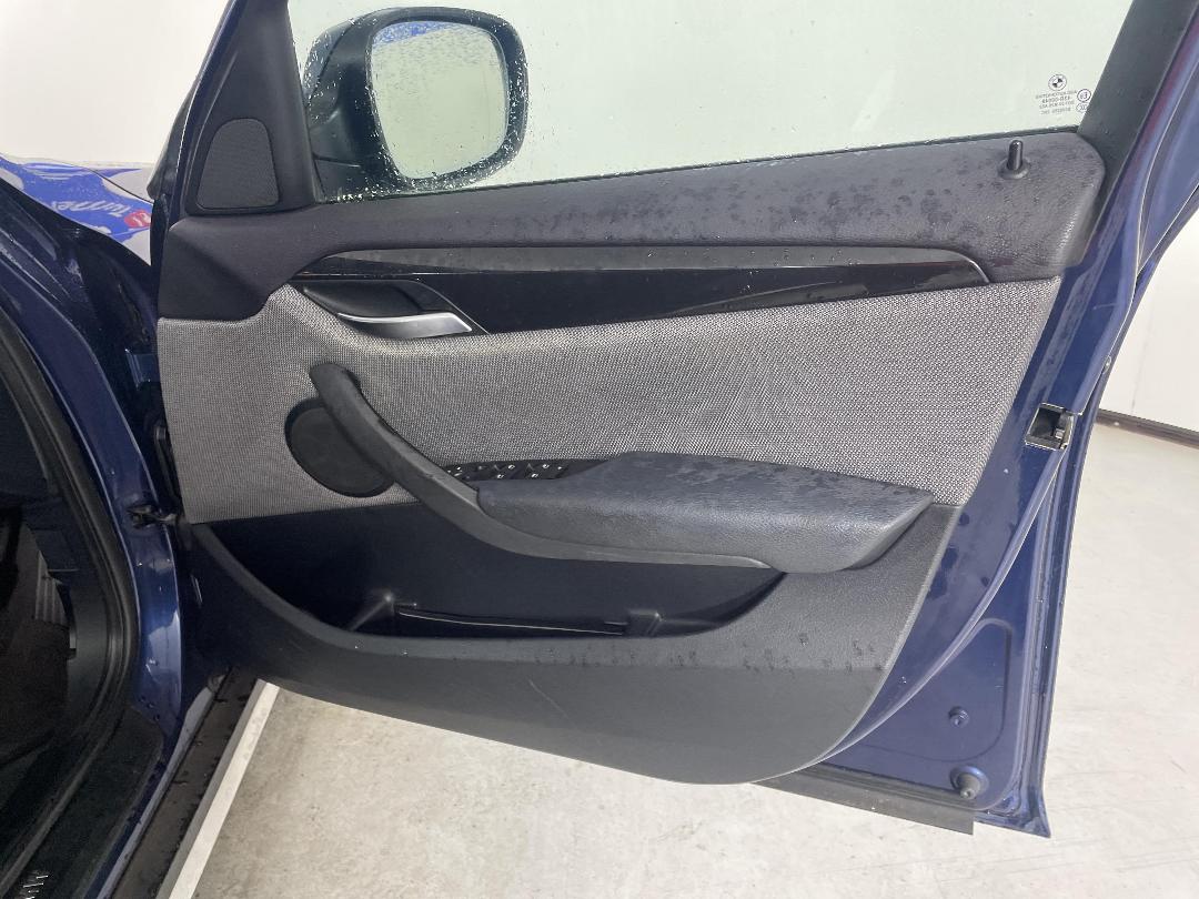 Photo '13' of BMW X1 18I