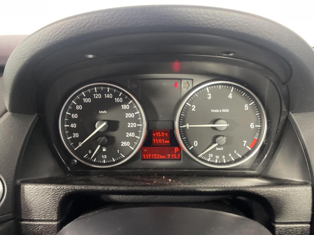 Photo '19' of BMW X1 18I