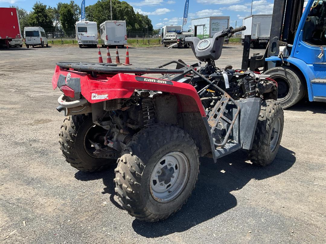 Photo '3' of Can Am Outlander 4WD