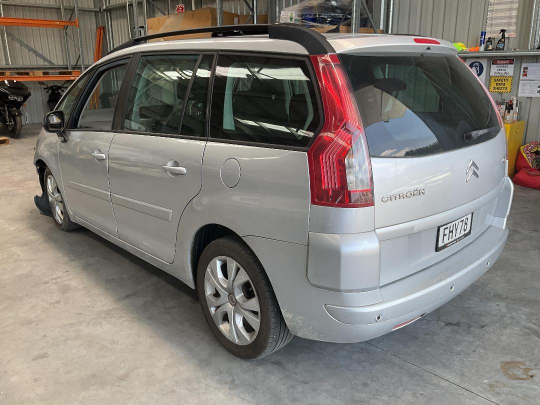 Photo '3' of Citroen C4 Grand Picasso HDI Photo '3' of Citroen C4 Grand Picasso HDI