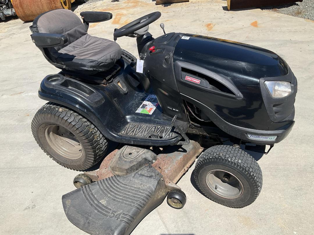 Photo '3' of Craftsman Excellerator GT Mower