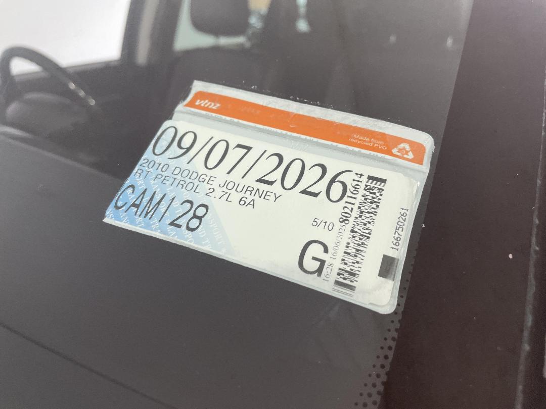 Photo '33' of Dodge Journey