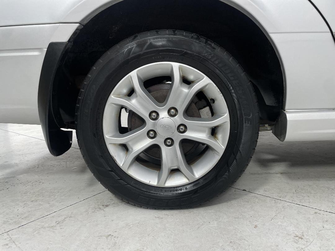 Photo '12' of Ford Falcon