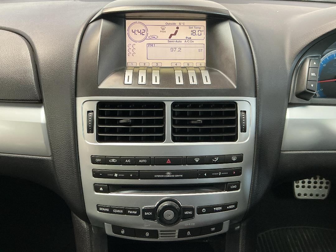 Photo '18' of Ford Falcon