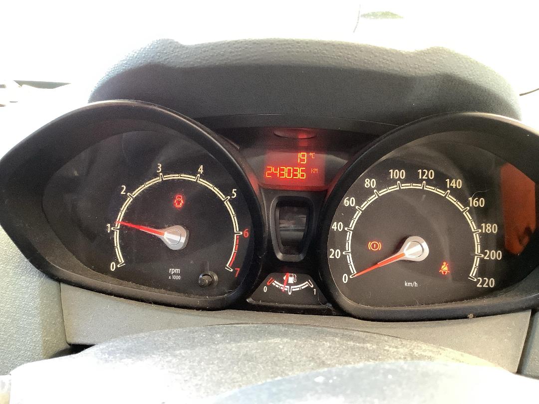 Photo '14' of Ford Fiesta S Photo '14' of Ford Fiesta S