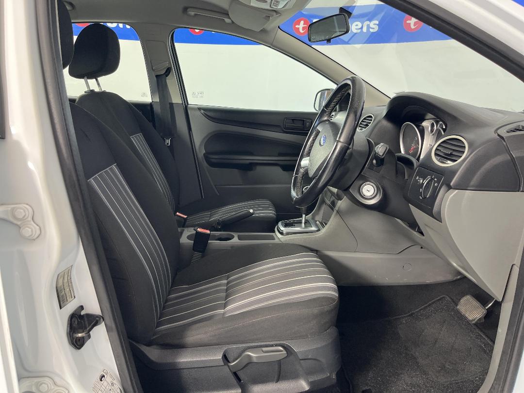 Photo '16' of Ford Focus