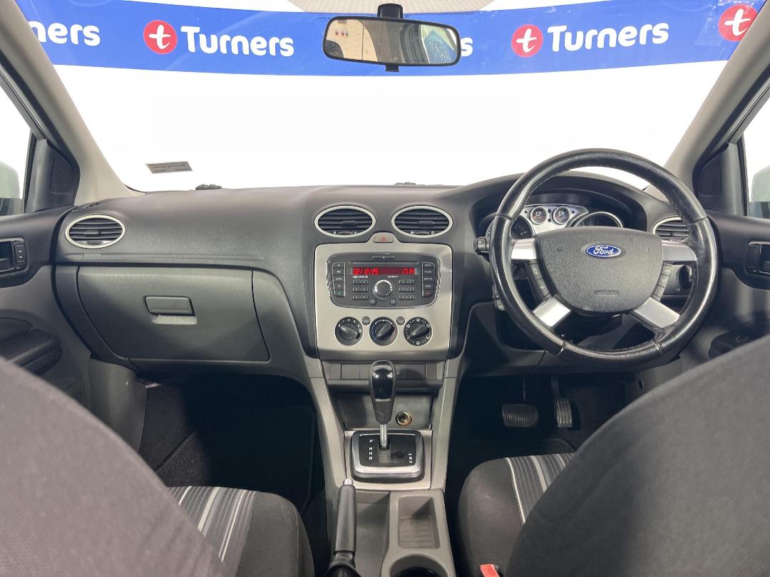 Photo '17' of Ford Focus