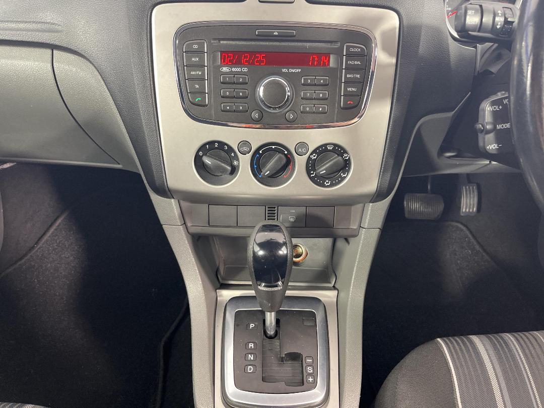 Photo '18' of Ford Focus