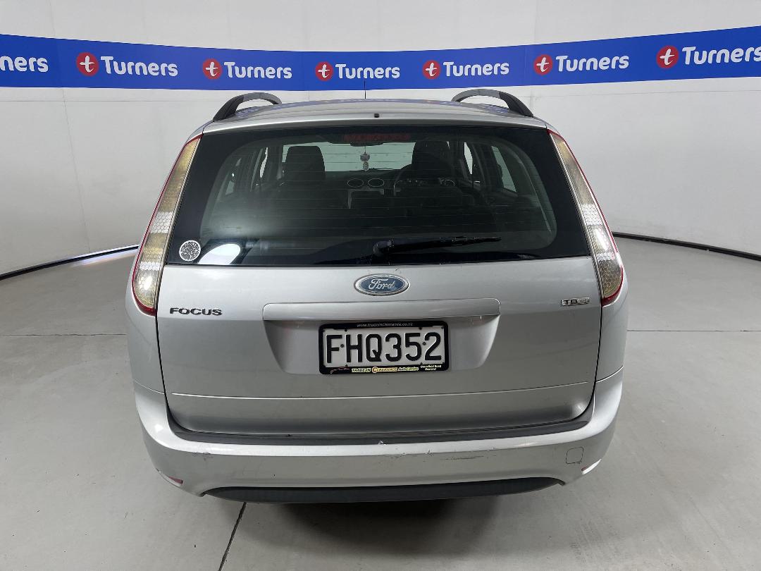 Photo '5' of Ford Focus TD