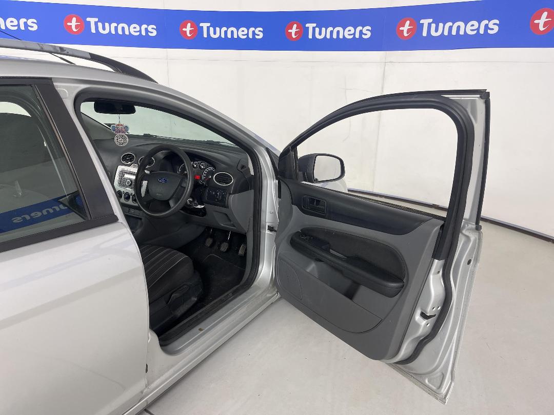 Photo '13' of Ford Focus TD