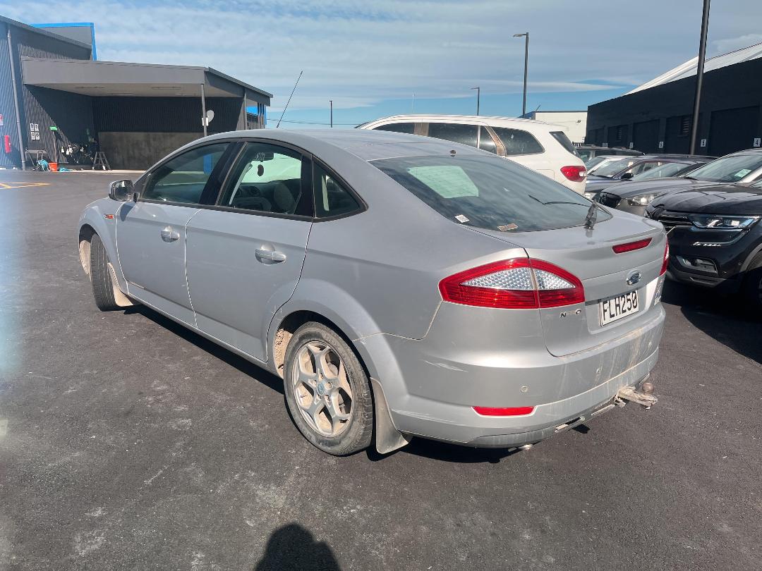 Photo '6' of Ford Mondeo Zetec TD Photo '6' of Ford Mondeo Zetec TD