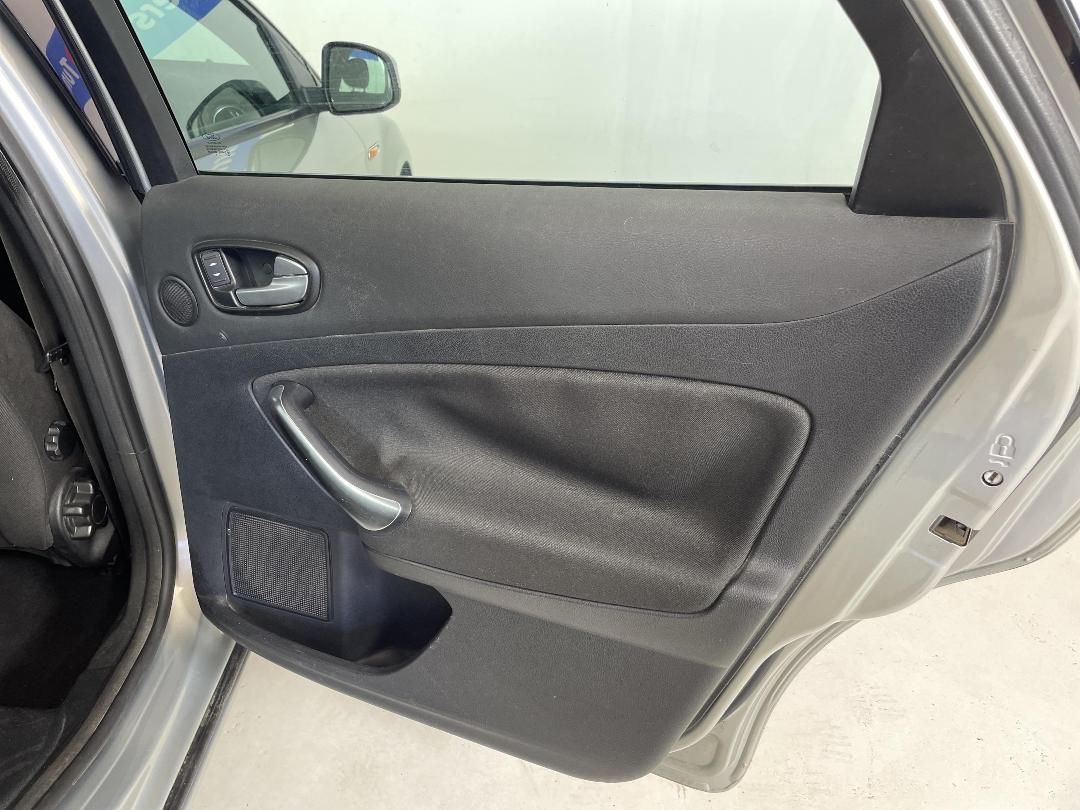 Photo '19' of Ford Mondeo