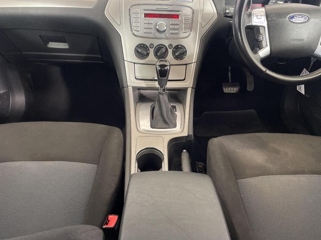 Photo '18' of Ford Mondeo