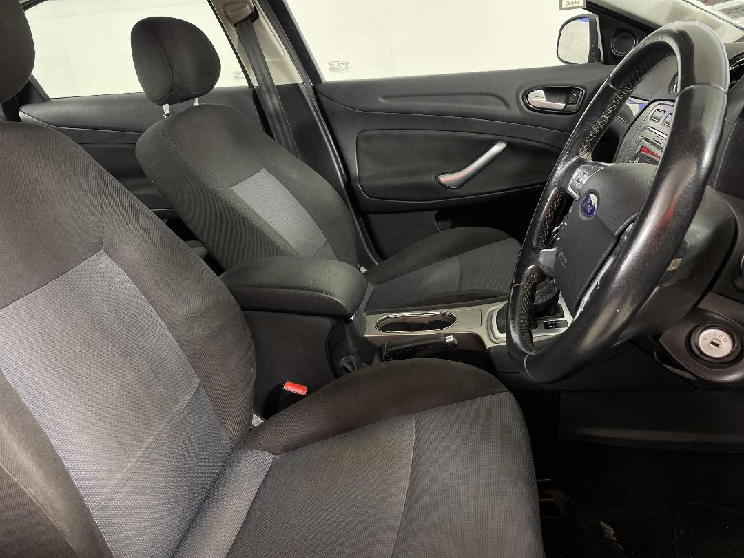 Photo '16' of Ford Mondeo Photo '16' of Ford Mondeo