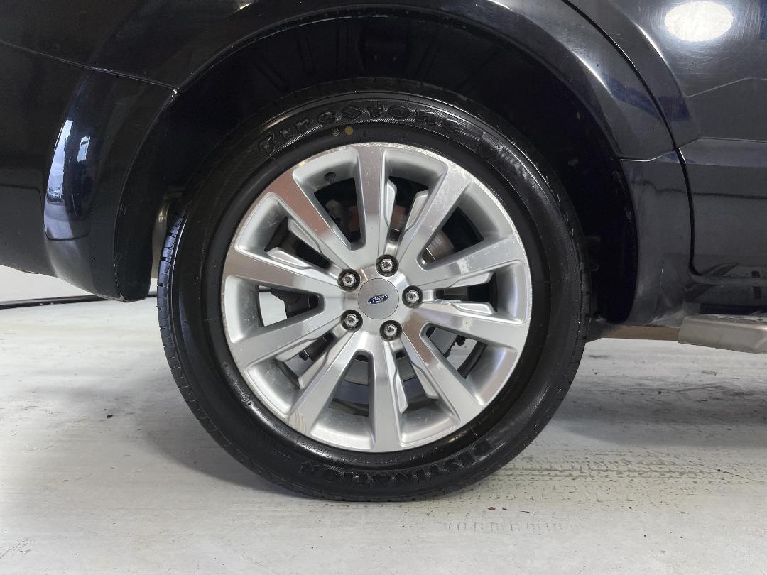 Photo '12' of Ford Territory