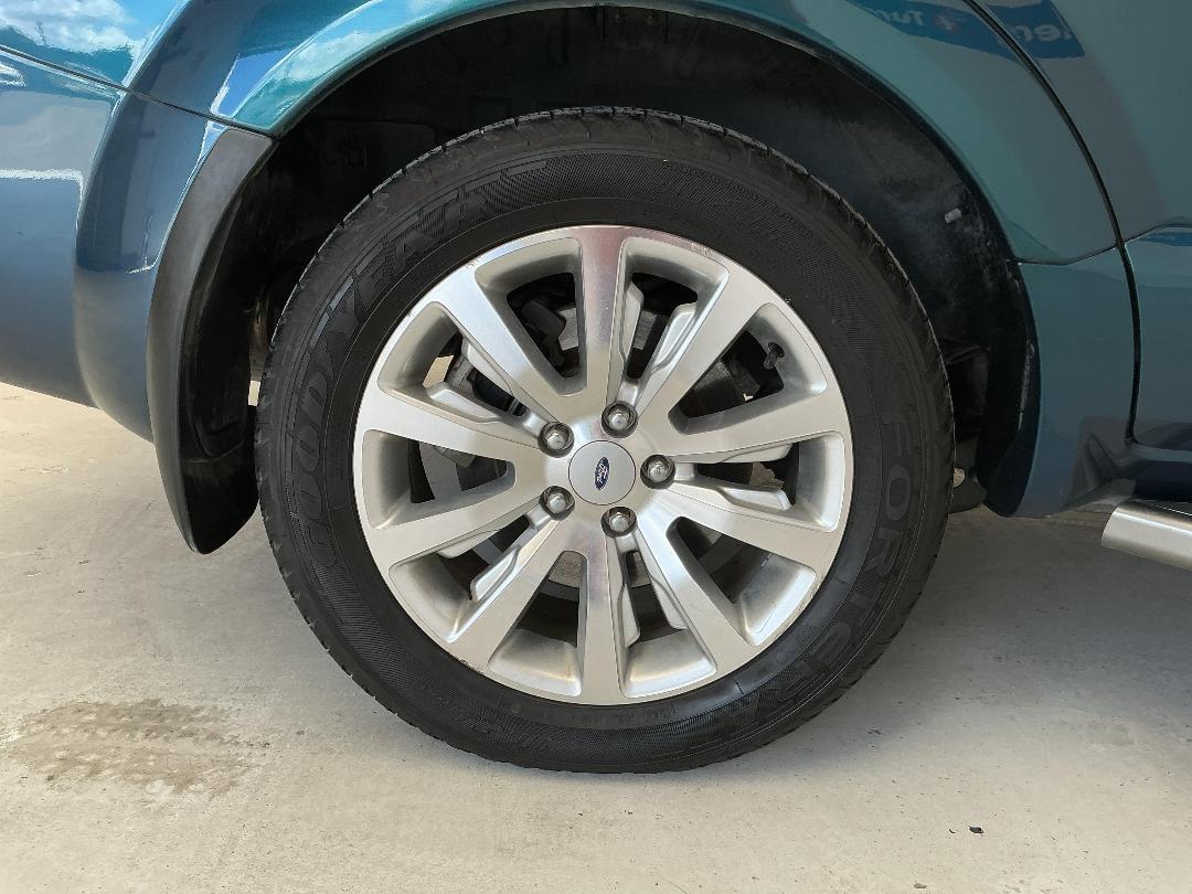 Photo '12' of Ford Territory